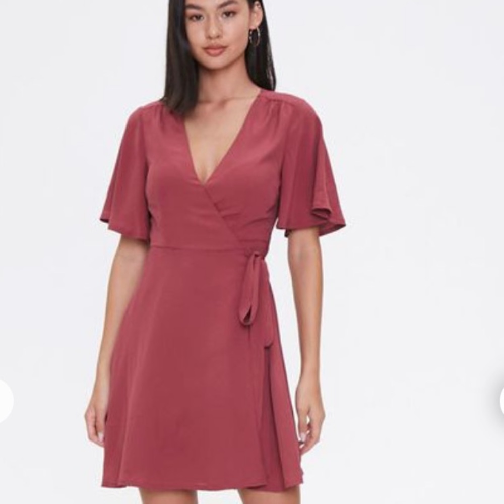 💜3/$12 NWT Fit and Flare Mini Wrap Dress